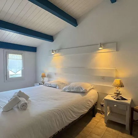 Location Dans Avec Piscine A 50m De La