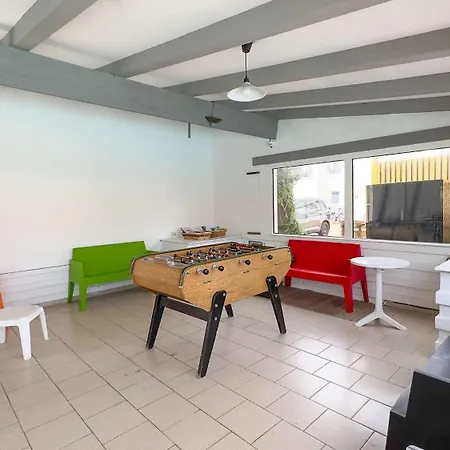 Location Dans Avec Piscine A 50m De La Willa